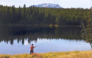 Un lancé de pêche pour une grosse prise sur le Y’anah Biny (Lac Petit Poisson).