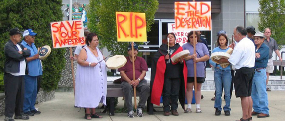 Cowichan Nation members protest burial site desecration